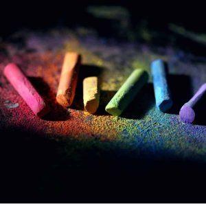 גירים צבעוניים